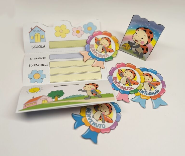 accoglienza con coccinella pepi, lettera di presentazione, scatolina regalo, coccarde